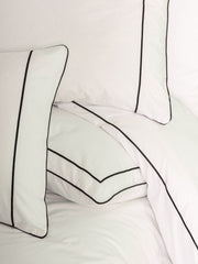 Mahur - White Black