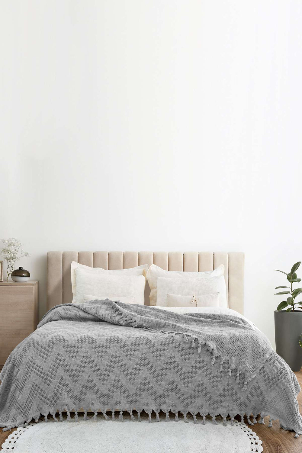 Naomi - Light Grey