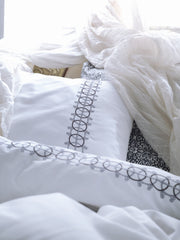 Paola - Grey - Grey White