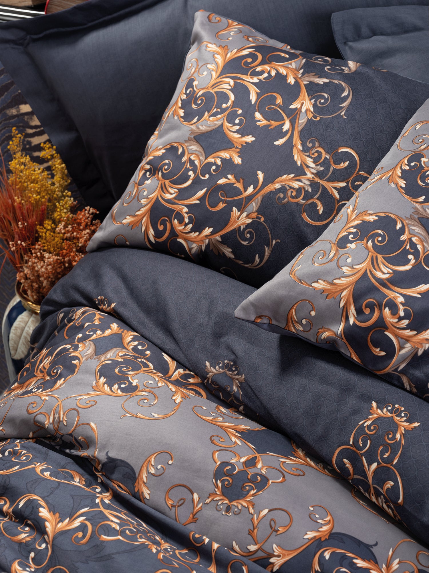 Sarina - Dark Blue - Dark Blue Gold