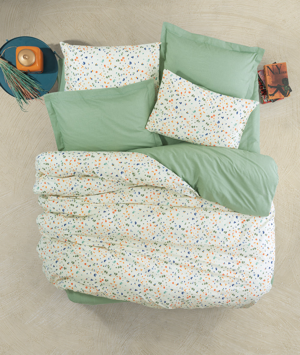 Lola - Green - Green White Orange Dark Blue