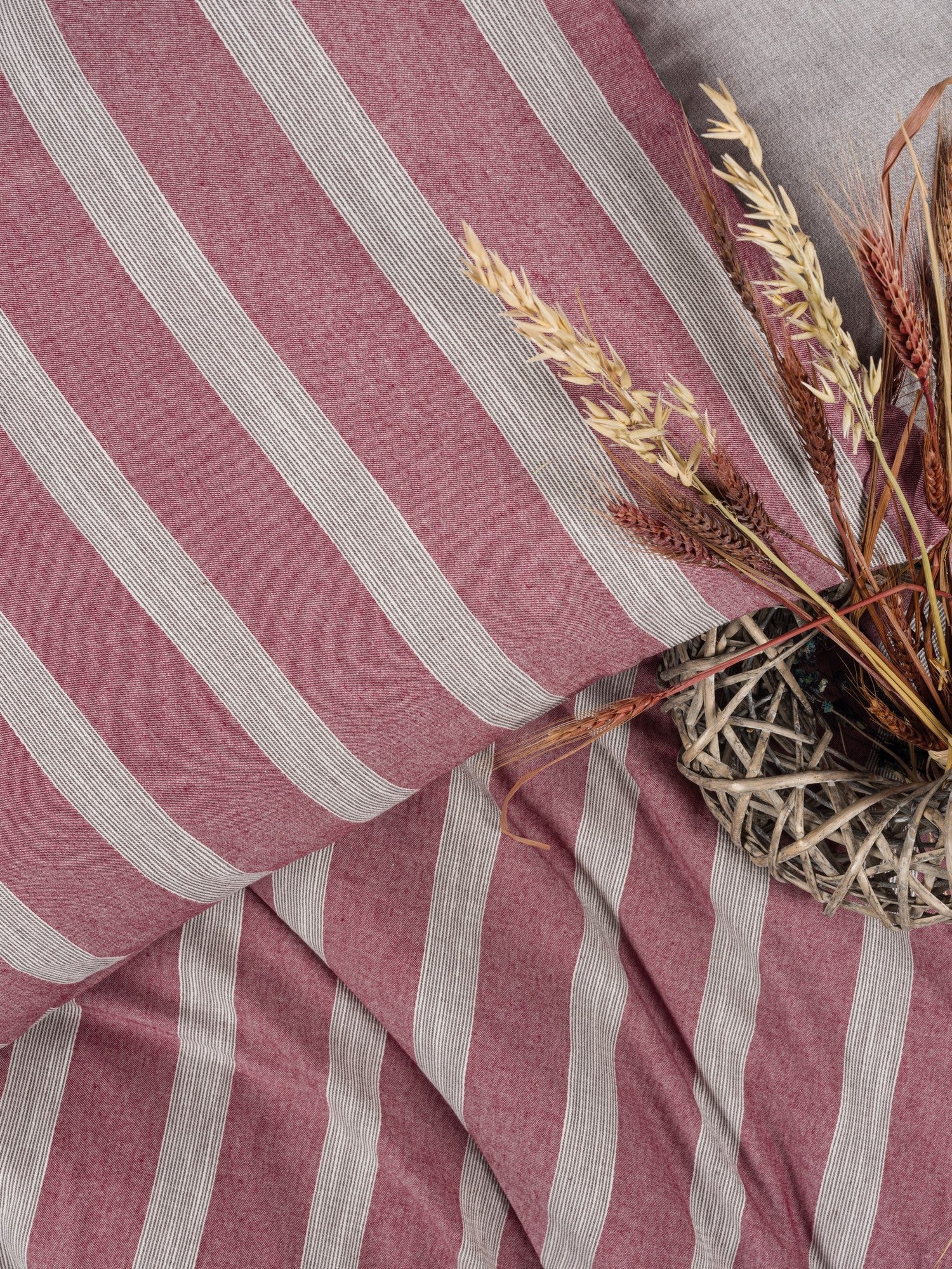 Bande - Claret Red