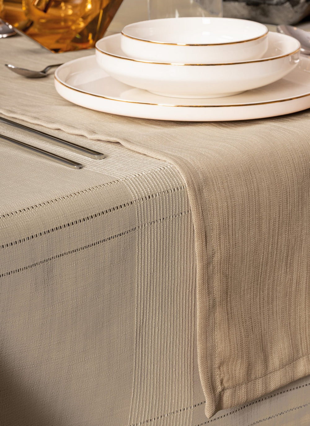 Jasmine 220 - Beige