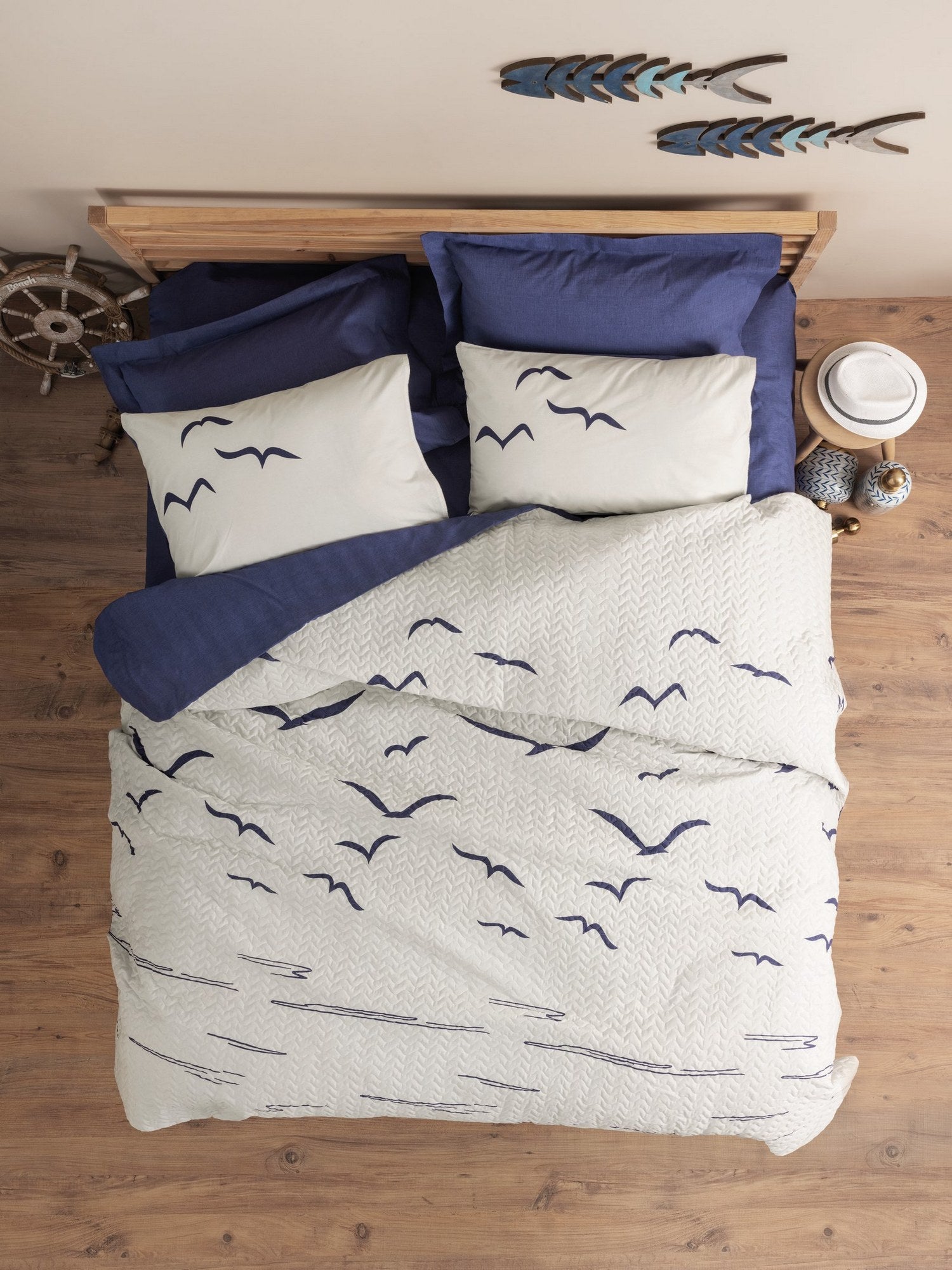 Larum - Dark Blue - Dark Blue White