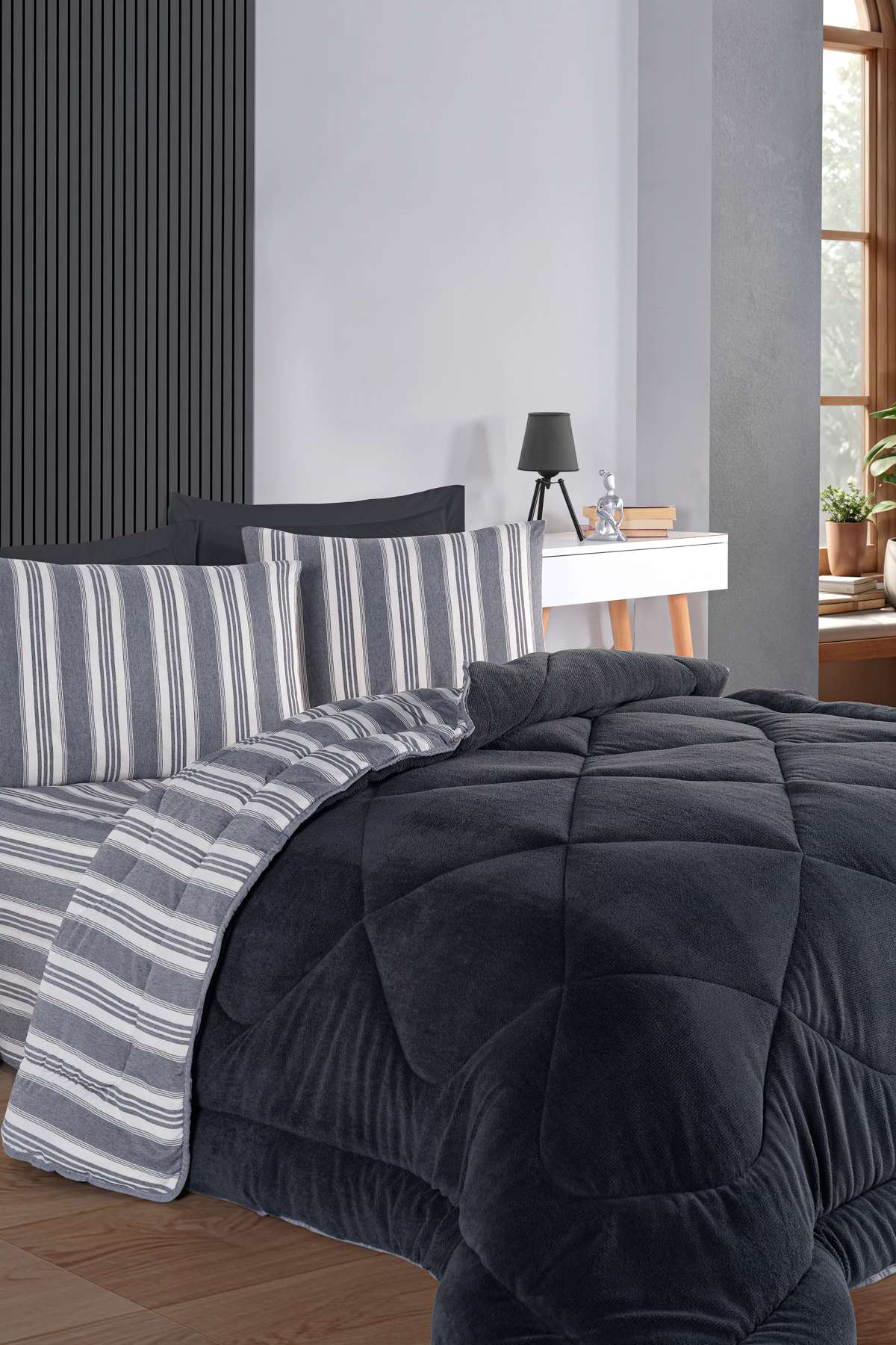 Soft Line - Anthracite