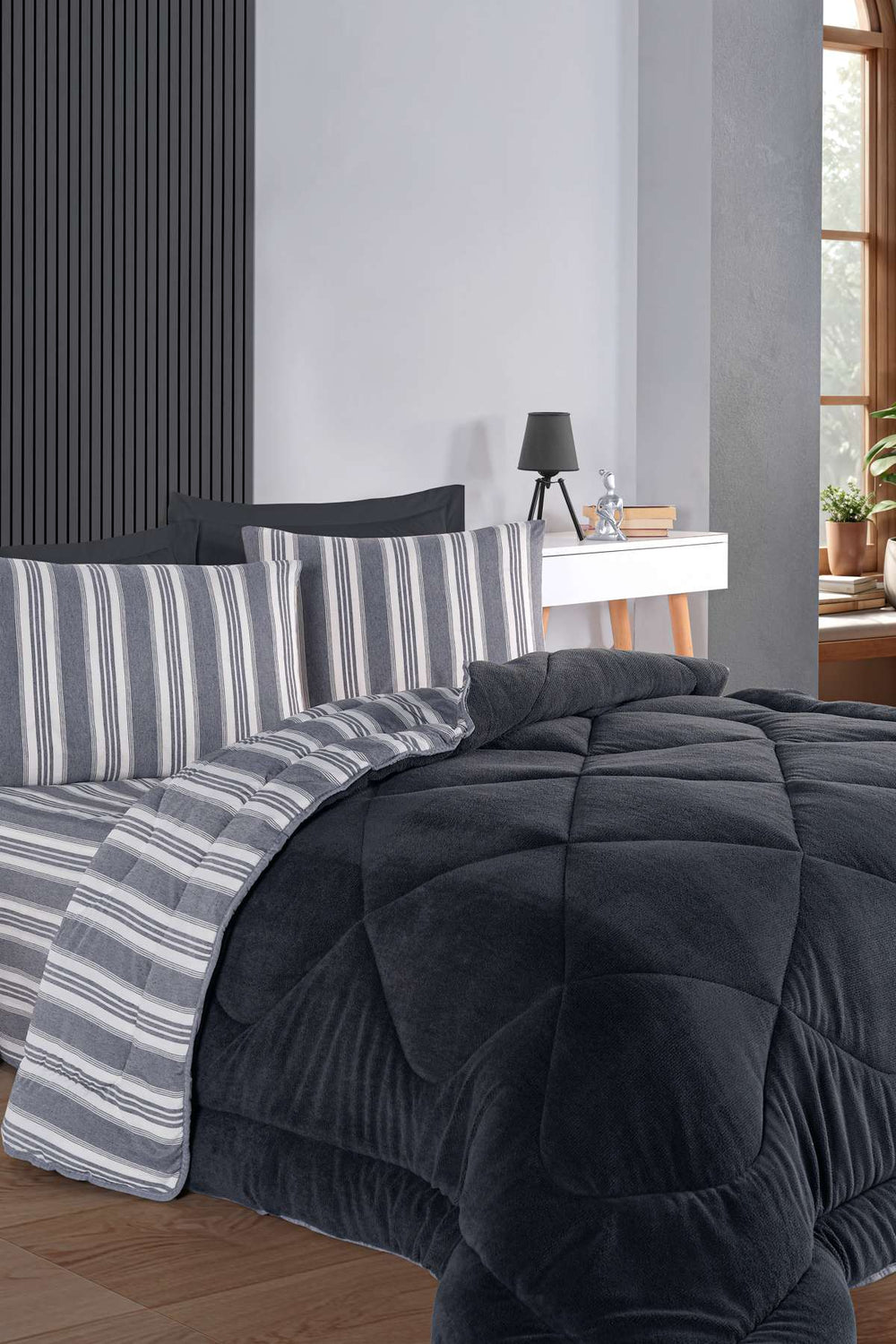 Soft Line - Anthracite
