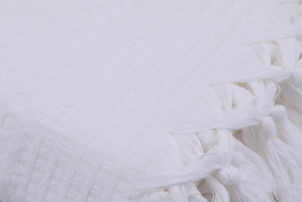 121 - White