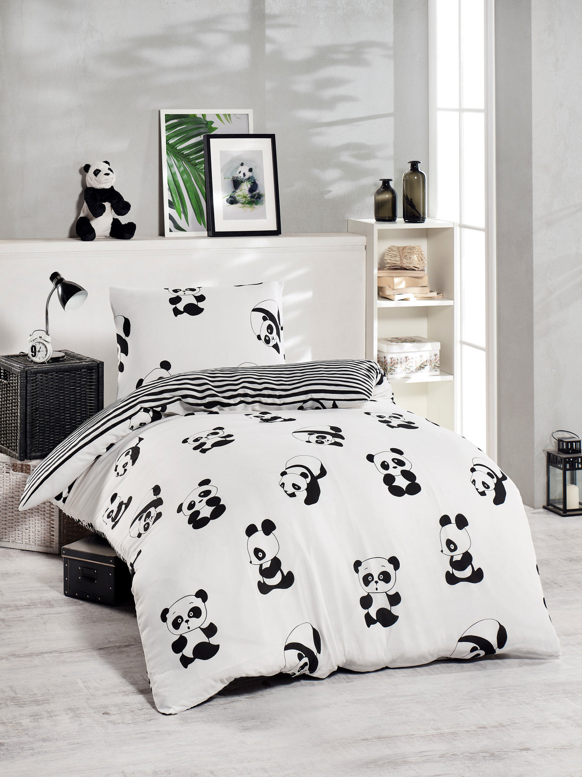Panda - Black - Black White