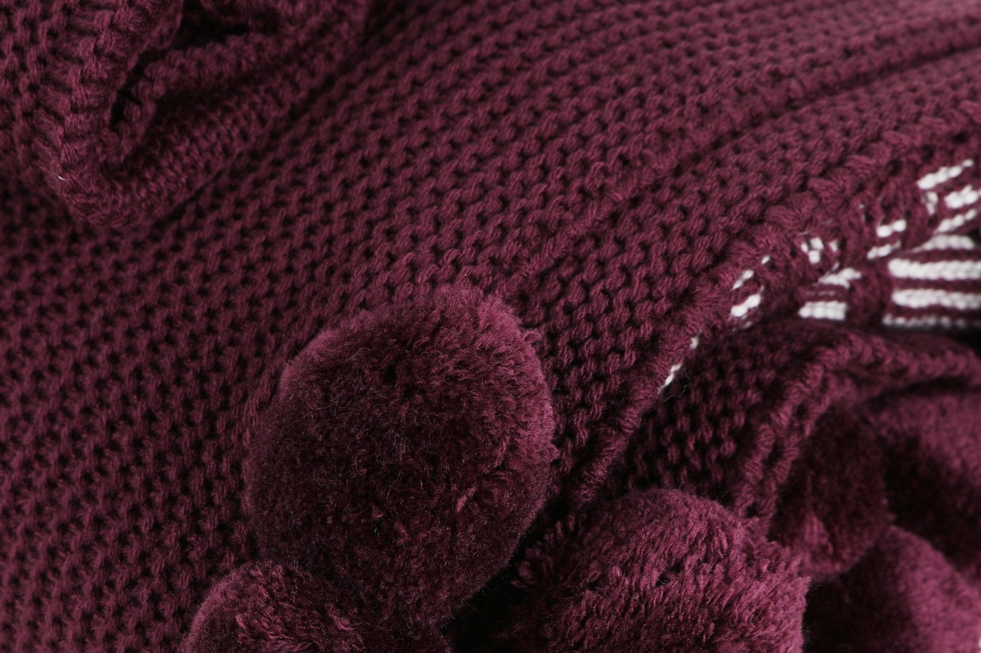 Ponpon Tree - Claret Red