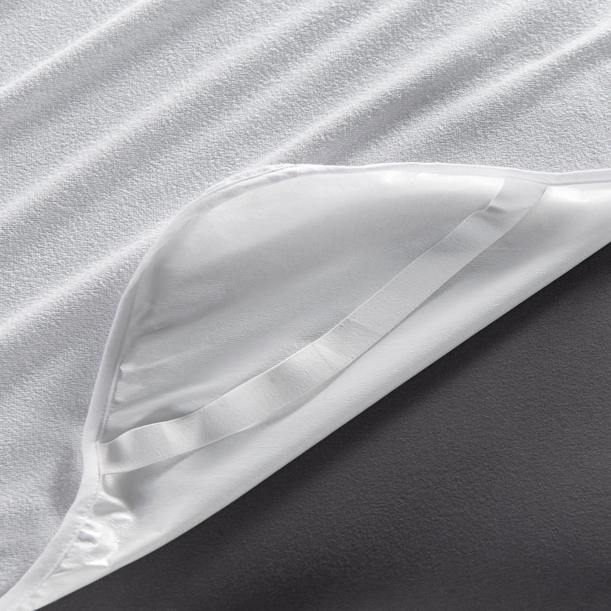 Alez v2 Pol (200 x 200) - White