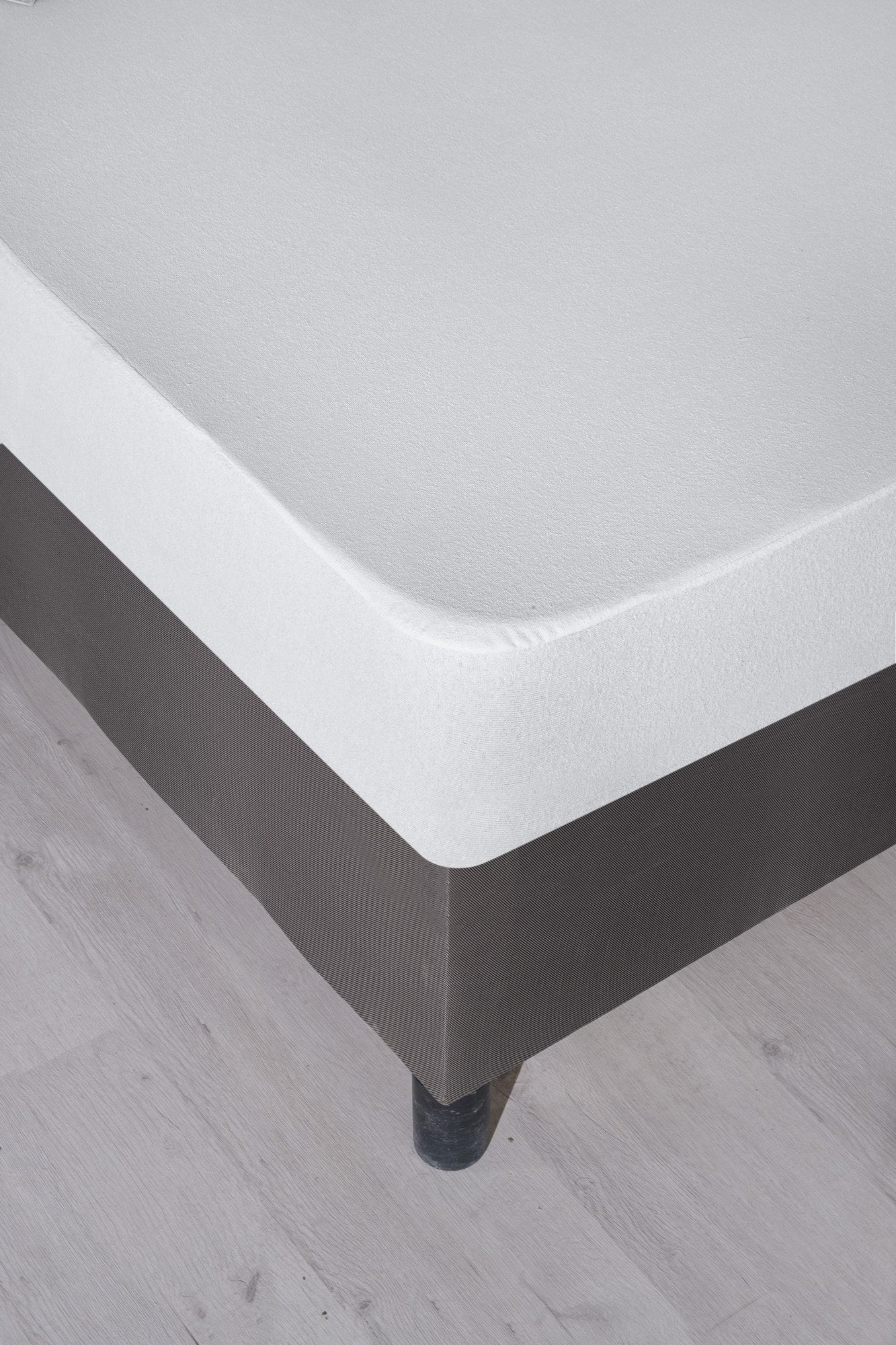 Alez Fitted (180 x 200) v2 - White