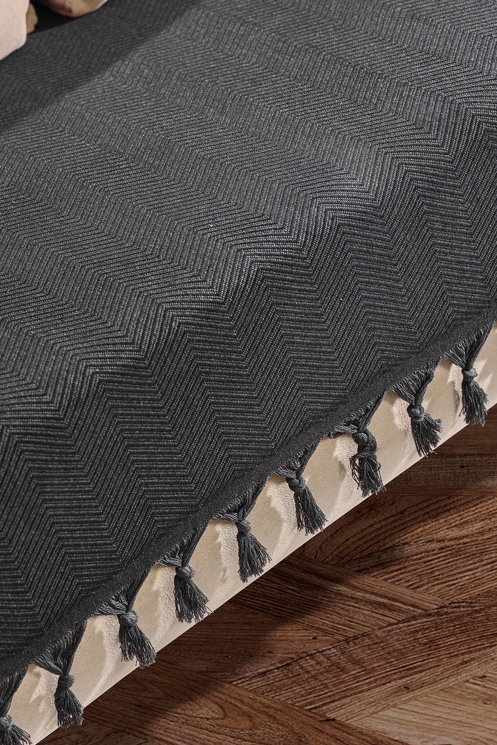Asya - Black