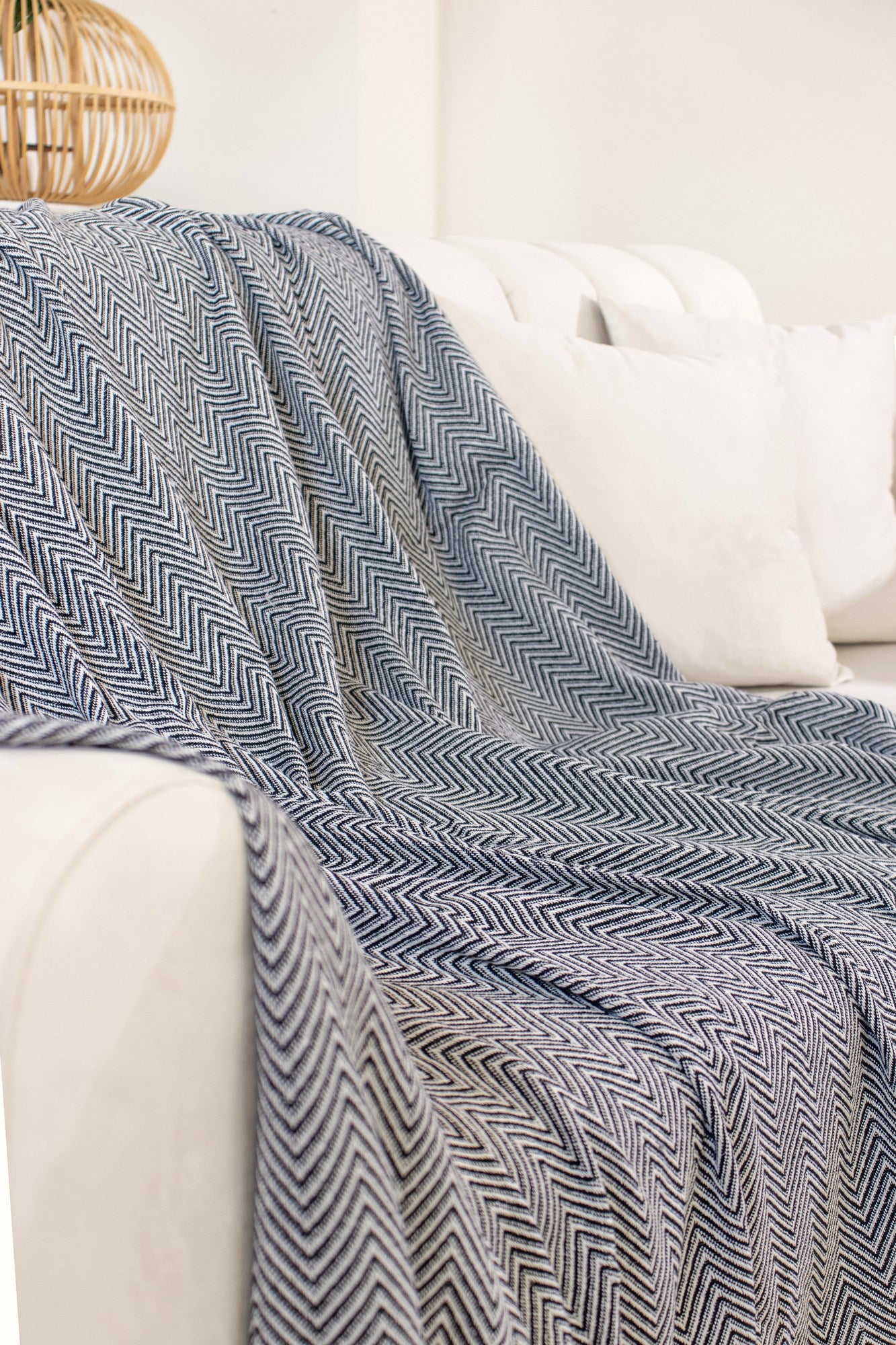 Woven Cozy - Black